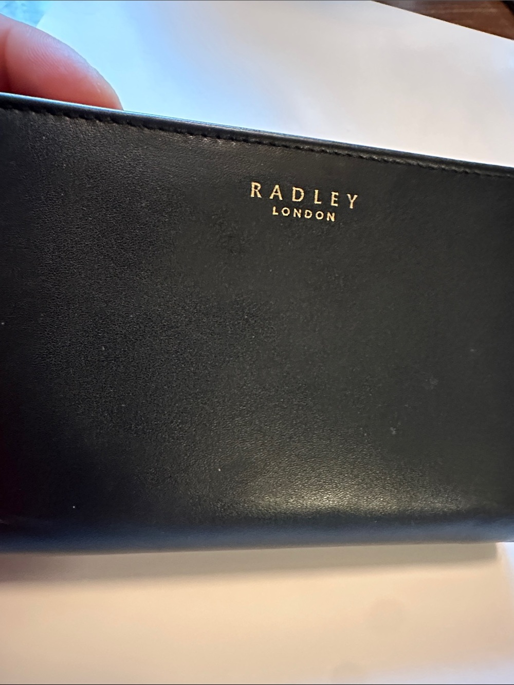 RADLEY LONDON Black Wallet with Mint Dog Motif - Picture 4 of 10